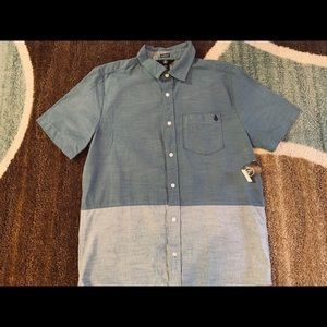 Classic Fit Volcom button down (small)